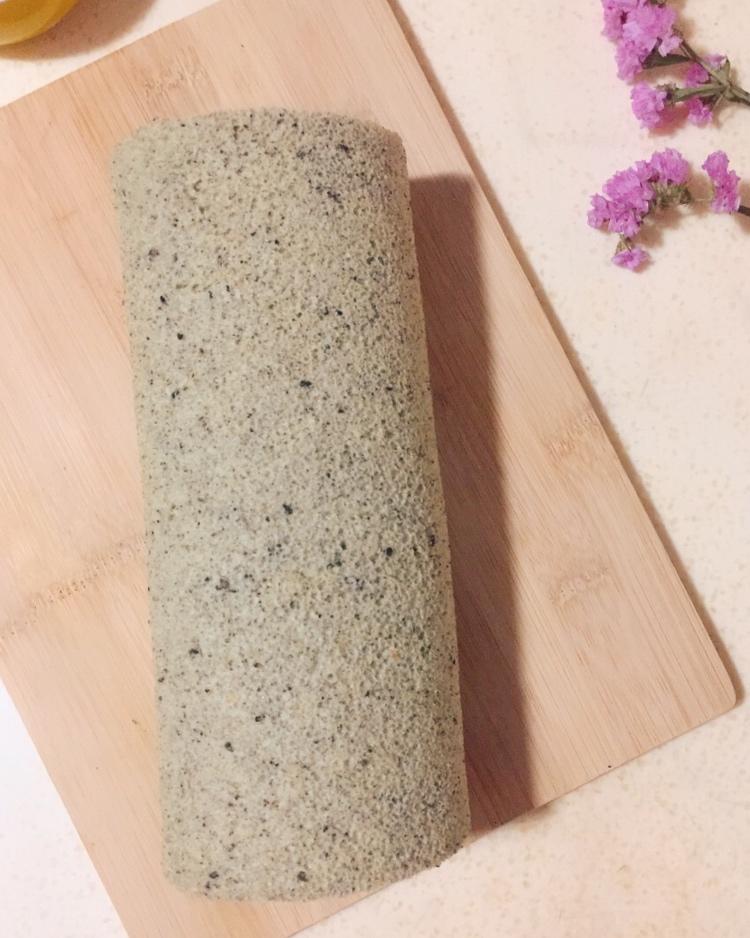 黑芝麻蛋糕卷~安安原创