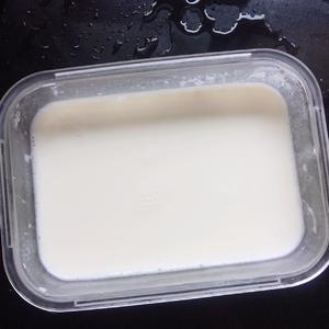 椰奶冻（一款毫无难度的甜点）的做法 步骤3