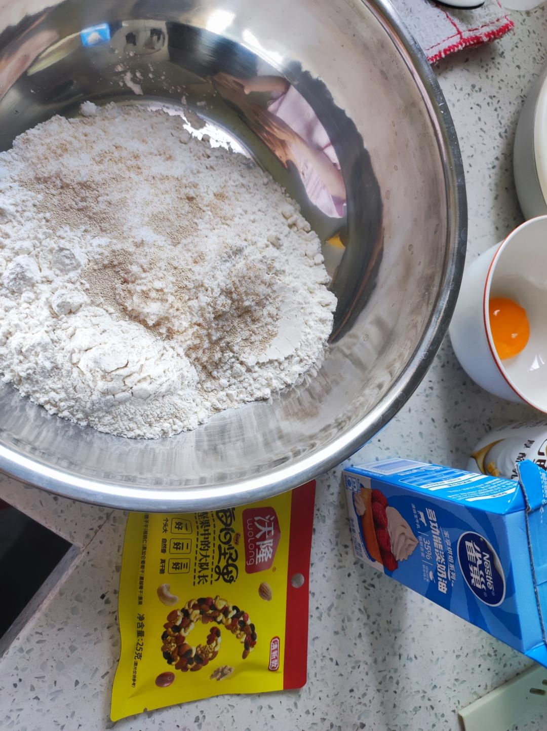 纯奶手撕吐司的做法 步骤1