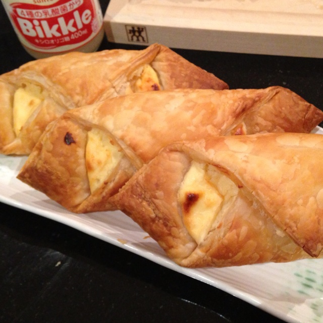 Cheese Danish