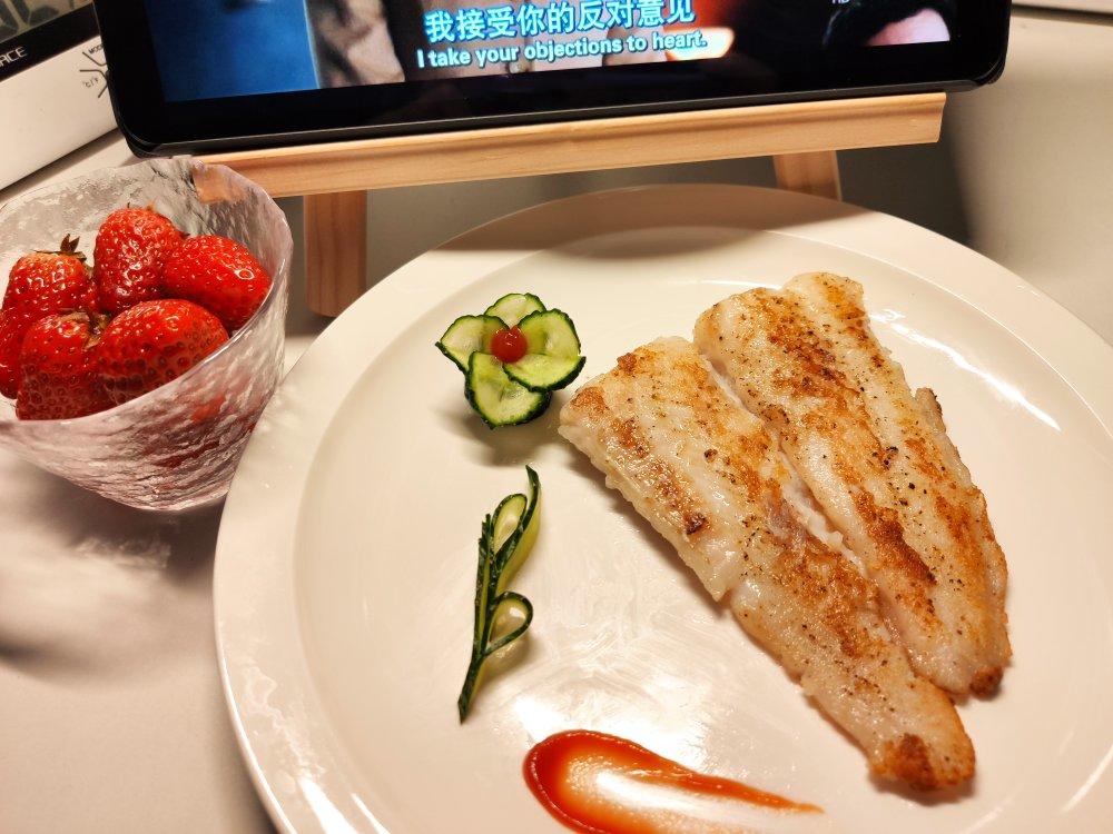 黄瓜切花摆盘图解（3种）