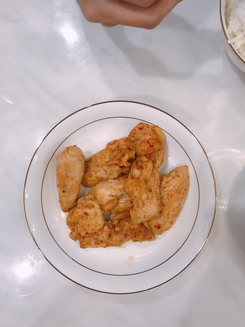 【嫩煎鸡胸肉】