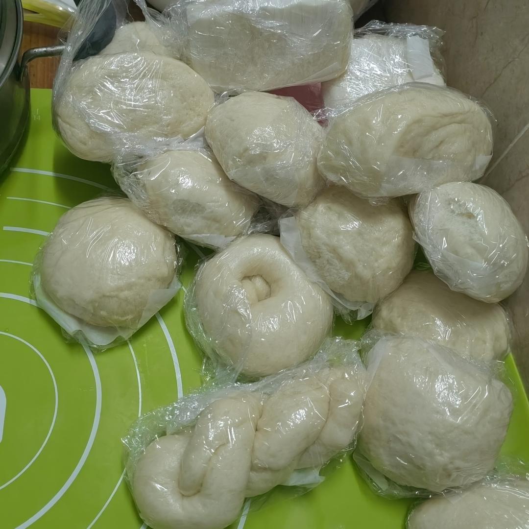 刀切奶香甜馒头