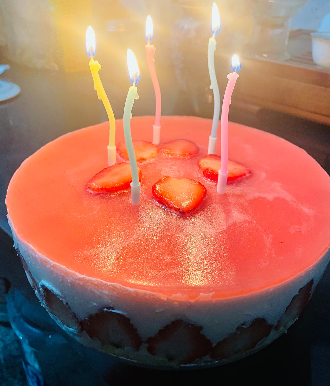 草莓酸奶慕斯蛋糕