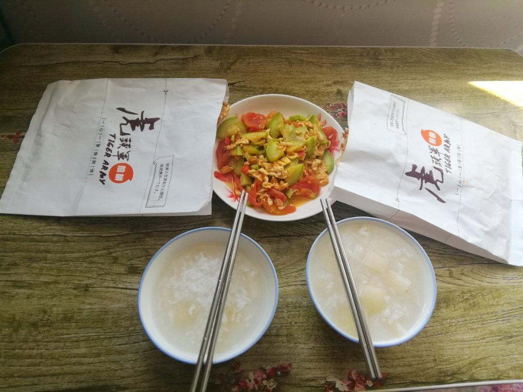 西葫芦炒鸡蛋