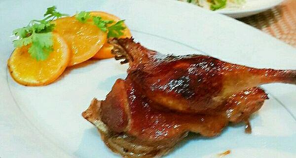 秘制果味烤鸭腿(和大家一起分享烤鸭腿不干不柴的方法)的做法