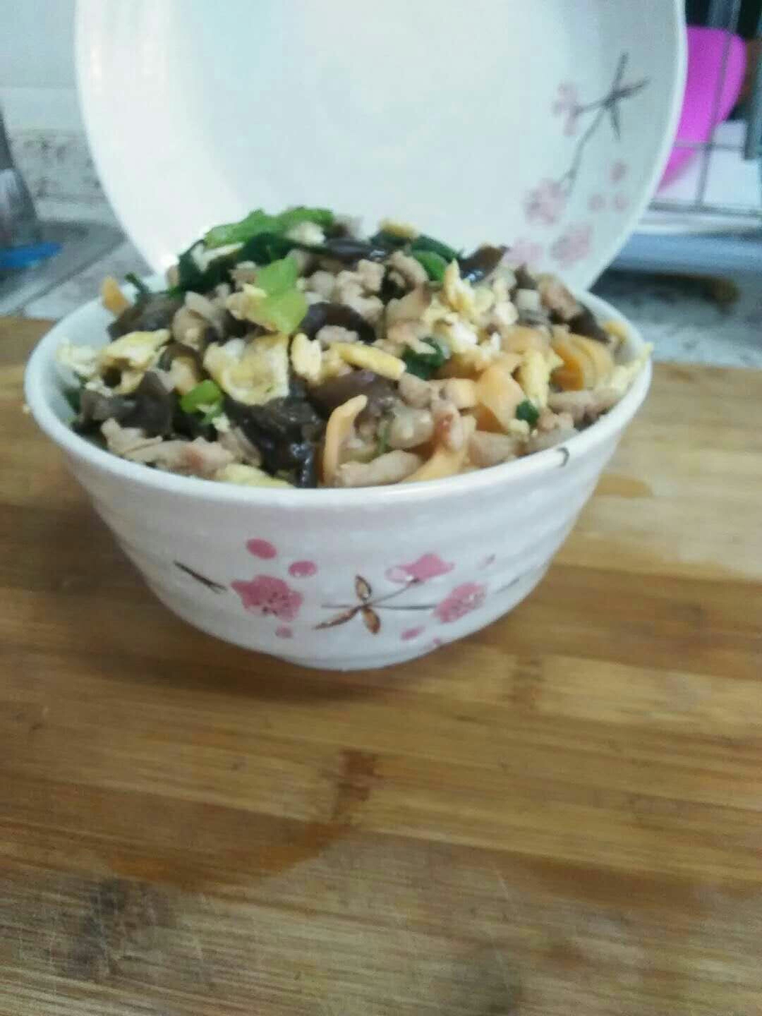 宝宝 胡萝卜香菇肉丝面的做法 步骤5