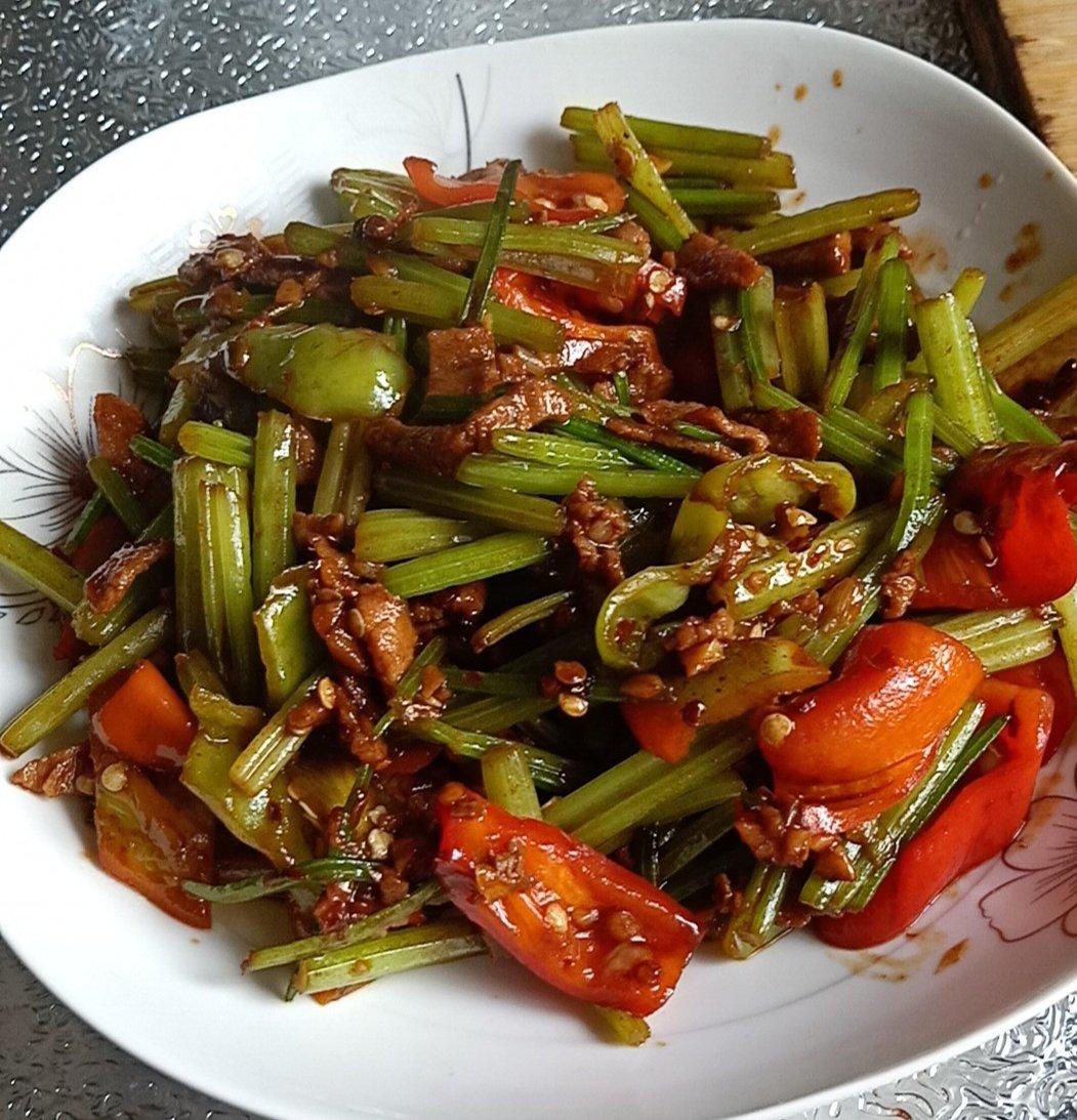 9a1n做的芹菜炒肉