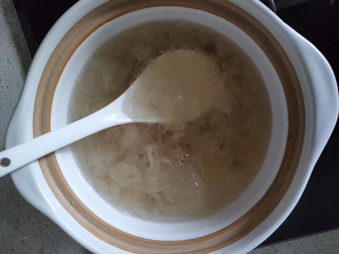 红枣银耳汤（满满胶质，燕窝般口感的白木耳）
