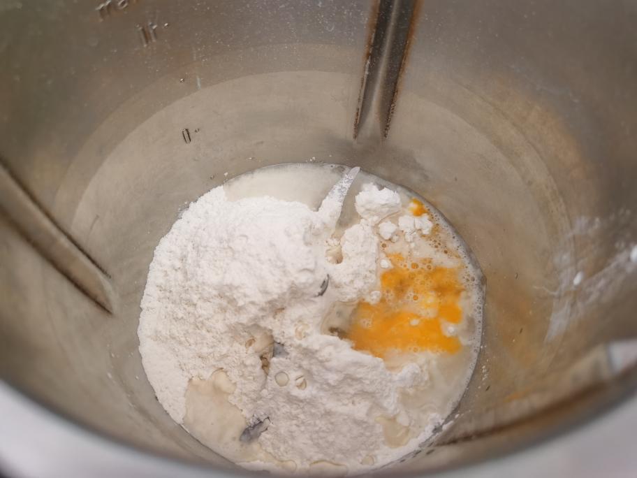 纯奶手撕吐司的做法 步骤1