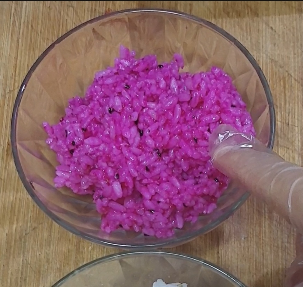 家庭版简单紫菜包饭的做法 步骤7