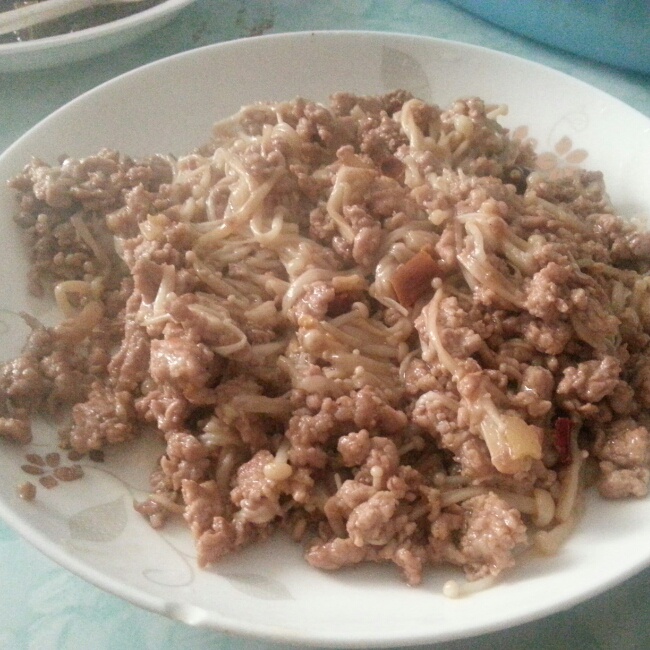 肉末金针菇