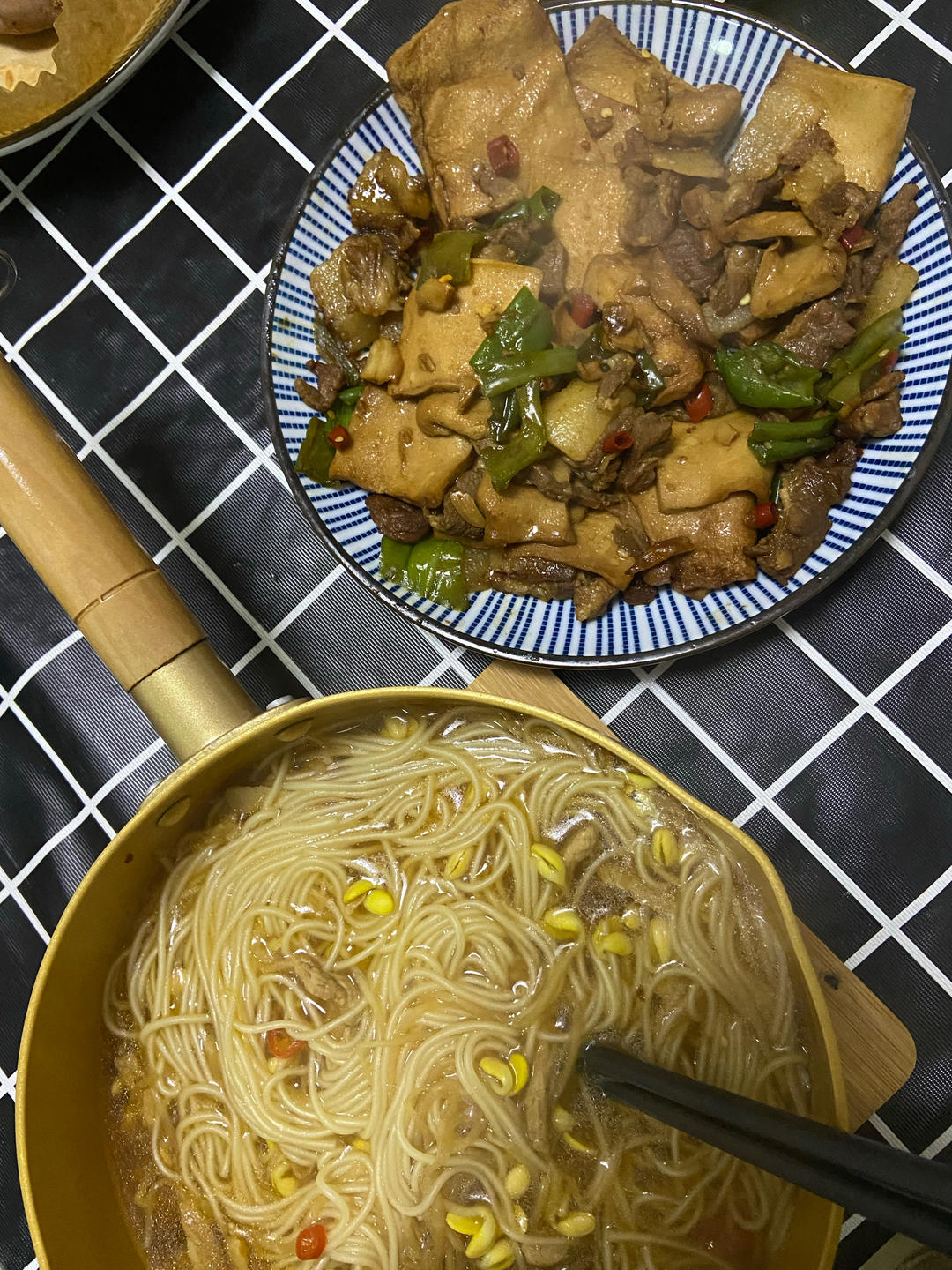 干锅千叶豆腐，千页豆腐