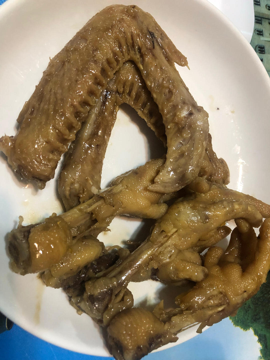 香辣卤鸡爪，猪蹄