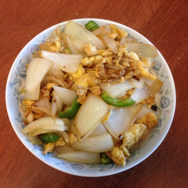 黄瓜洋葱炒鸡蛋