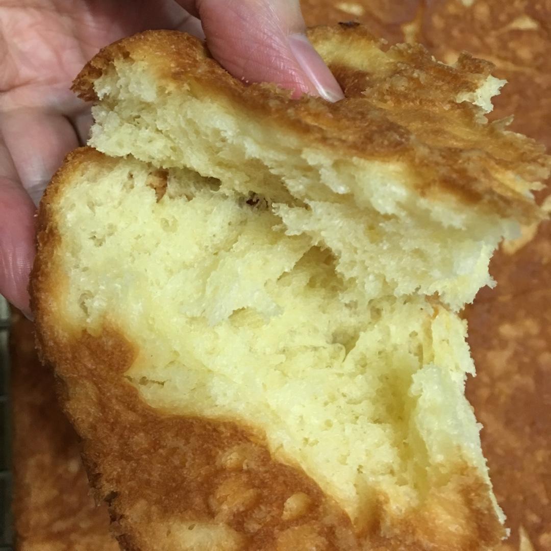 奶香酥粒面包