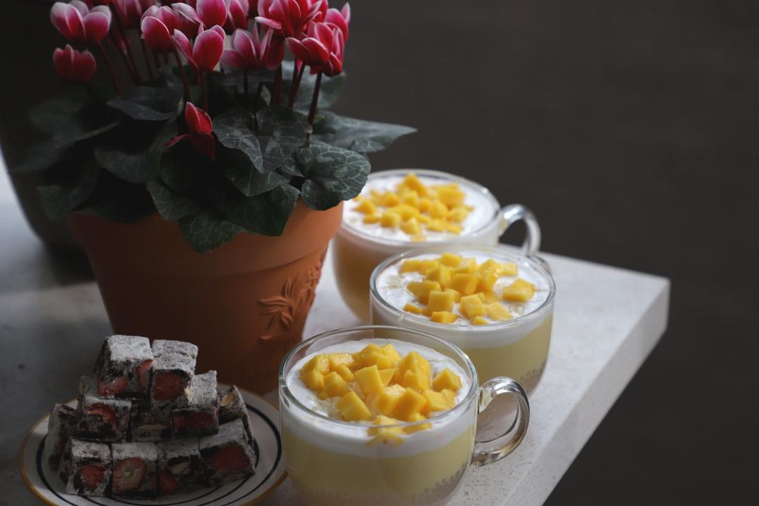 不输甜品店的杨枝甘露