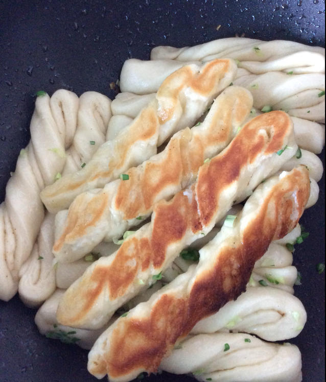 一定要做！—煎卷子【生煎花卷】