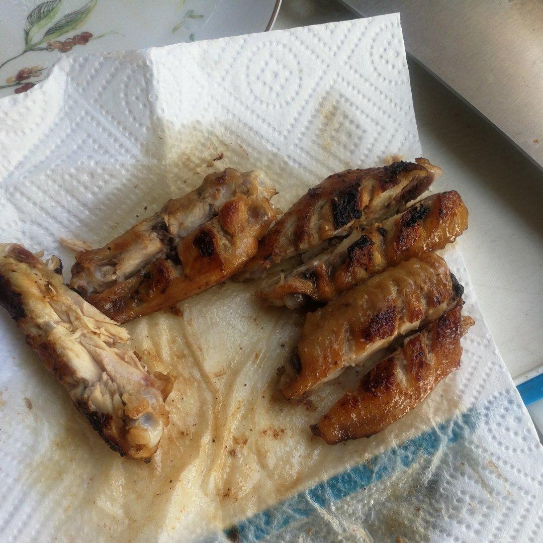蒜香蚝油蜜汁煎鸡翅