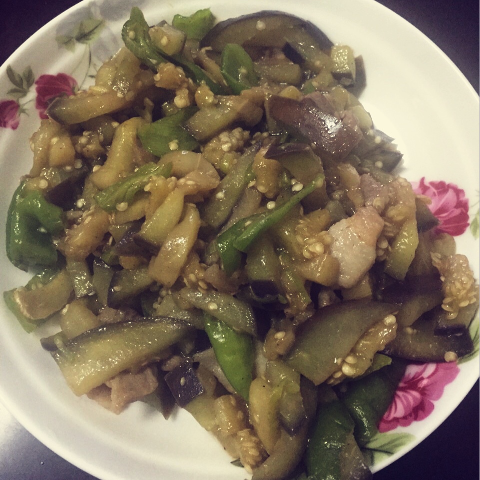 青椒炒茄子