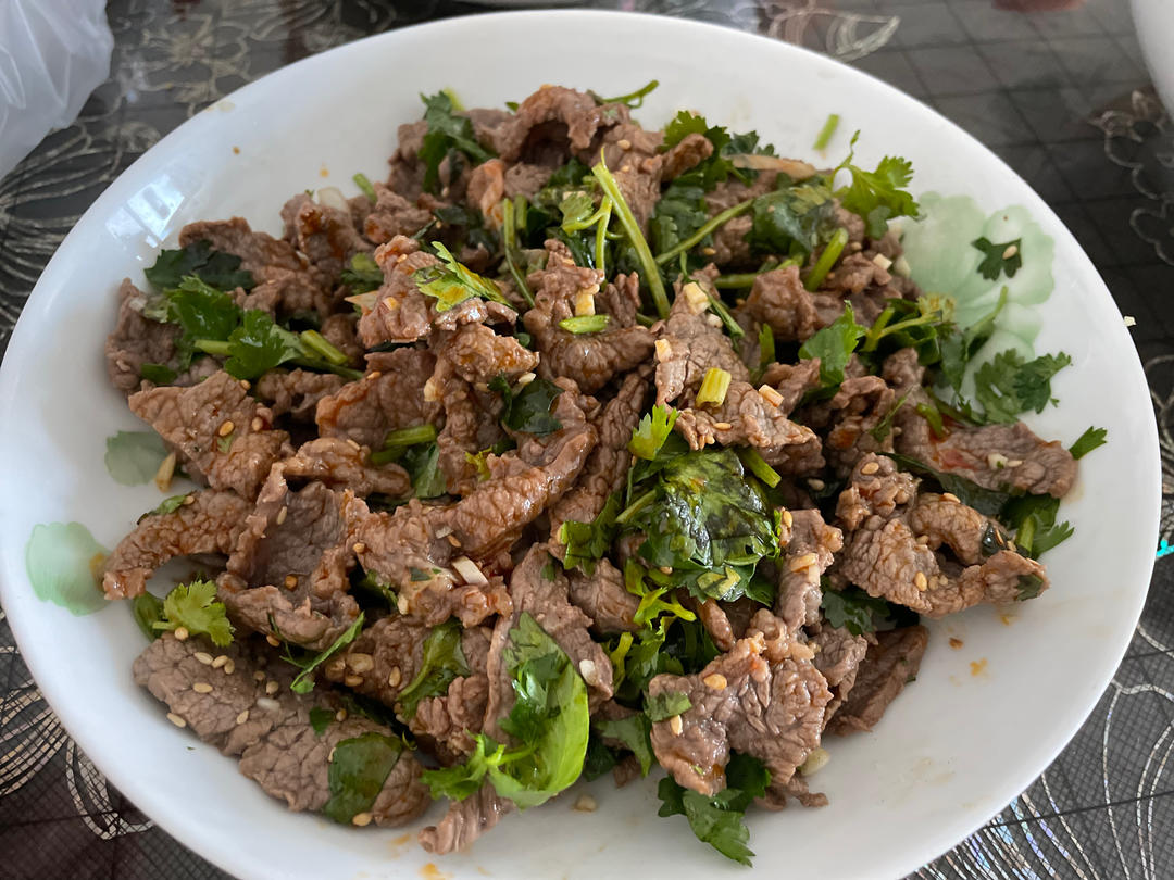 丈母娘吃了都夸的凉拌香菜牛肉