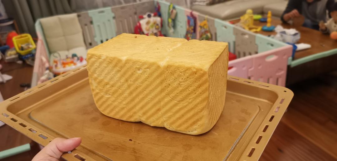 吐司，奶香手撕面包，超级香浓