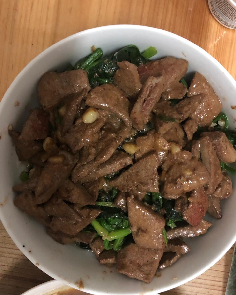 菠菜溜猪肝