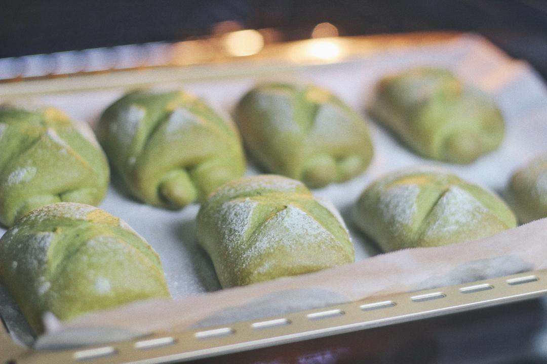 抹茶红豆牛奶卷（超好揉出手套膜的方子）