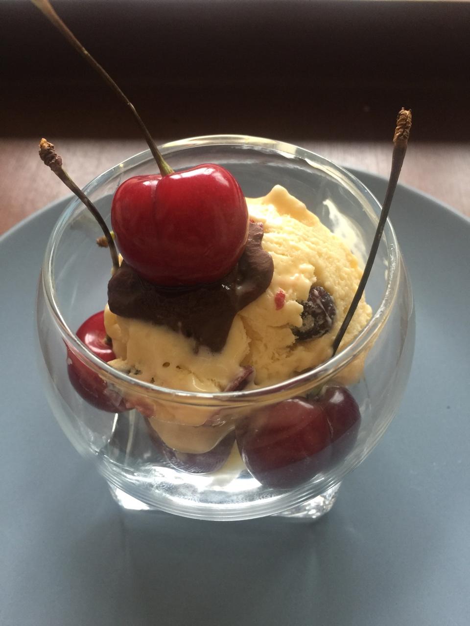 朗姆黑加仑冰淇淋 Rum Raisin Ice cream