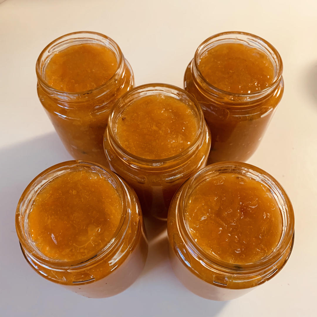 金桔酱润肺止咳化痰疗效好。金桔酱。