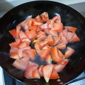 番茄炒蛋+醋or糖（超详细步骤）的做法 步骤7