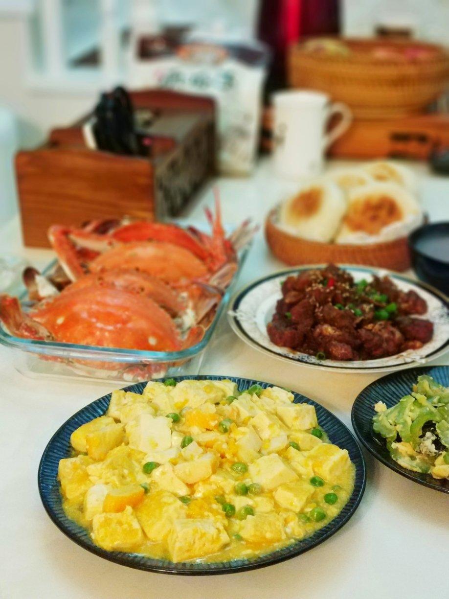 蟹黄豆腐（咸蛋黄版）