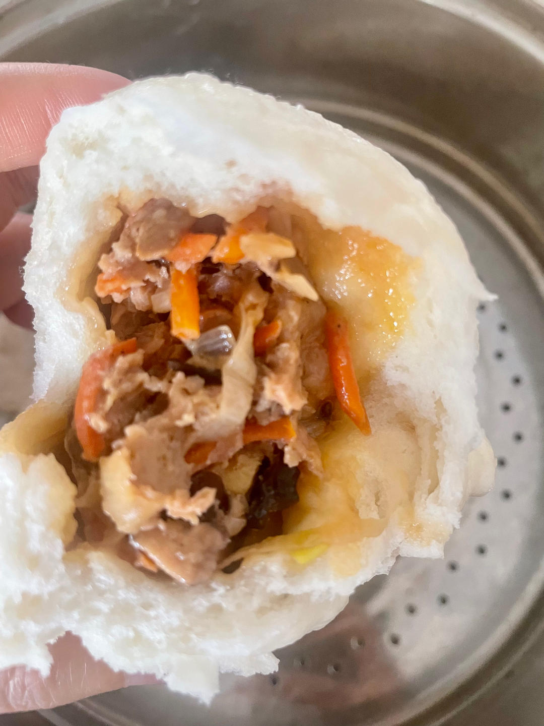胡萝卜羊肉包子