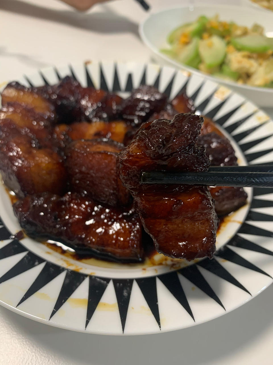 不焯水不放油的家常红烧肉