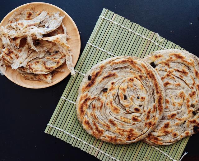 超香酥椒盐葱油饼/手抓饼的做法