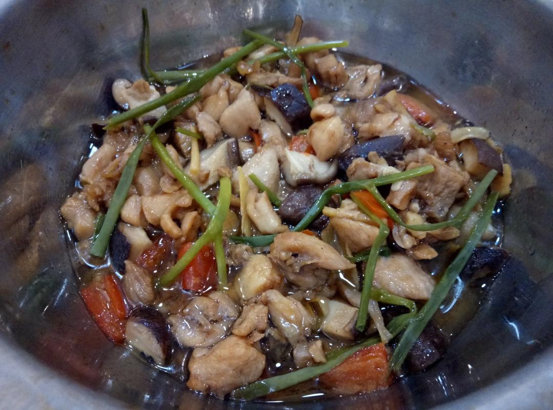 香菇蒸滑鸡