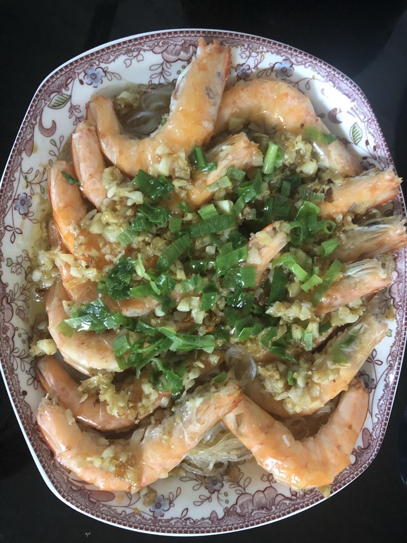 蒜蓉粉丝蒸大虾