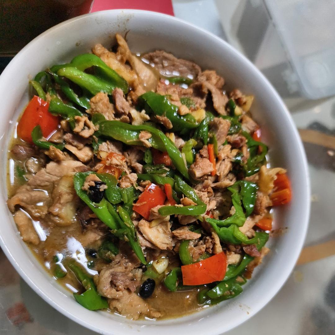湖南名菜下饭神器《辣椒炒肉》简单到你意想不到！