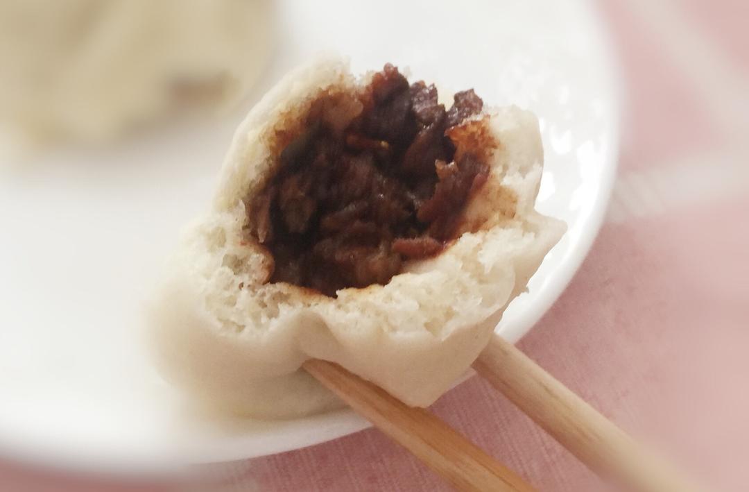 酱肉包子