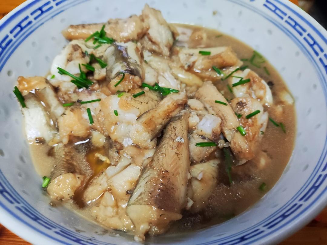 红烧豆腐鱼（水潺，龙头鱼）｜葱姜蒜烧豆腐鱼