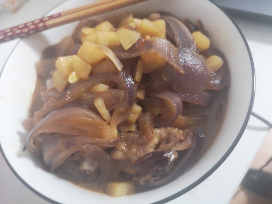 好吃到舔碗底的土豆肥牛拌饭