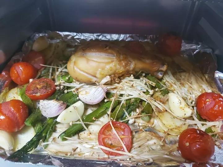 烤箱：一锅出烤鸡腿蔬菜