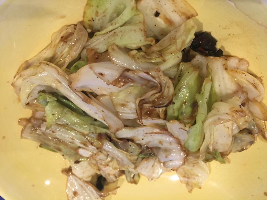 厨师长教你：“手撕包菜”的家常做法,简单又不失美味