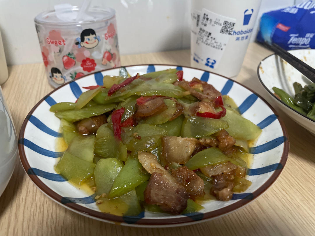 超简单的莴笋炒肉丝