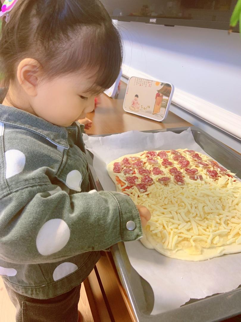 萨拉米薄底披萨 Salami Pizza