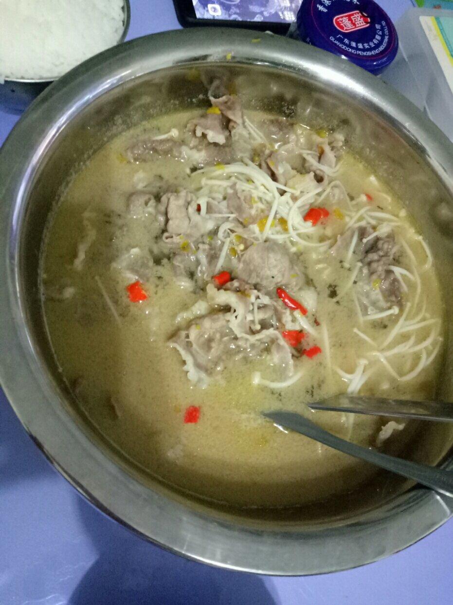 酸汤肥牛