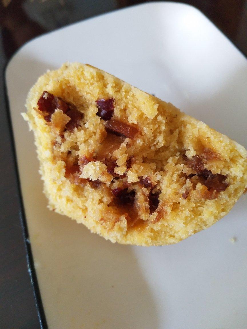 玉米面裹馅饽饽