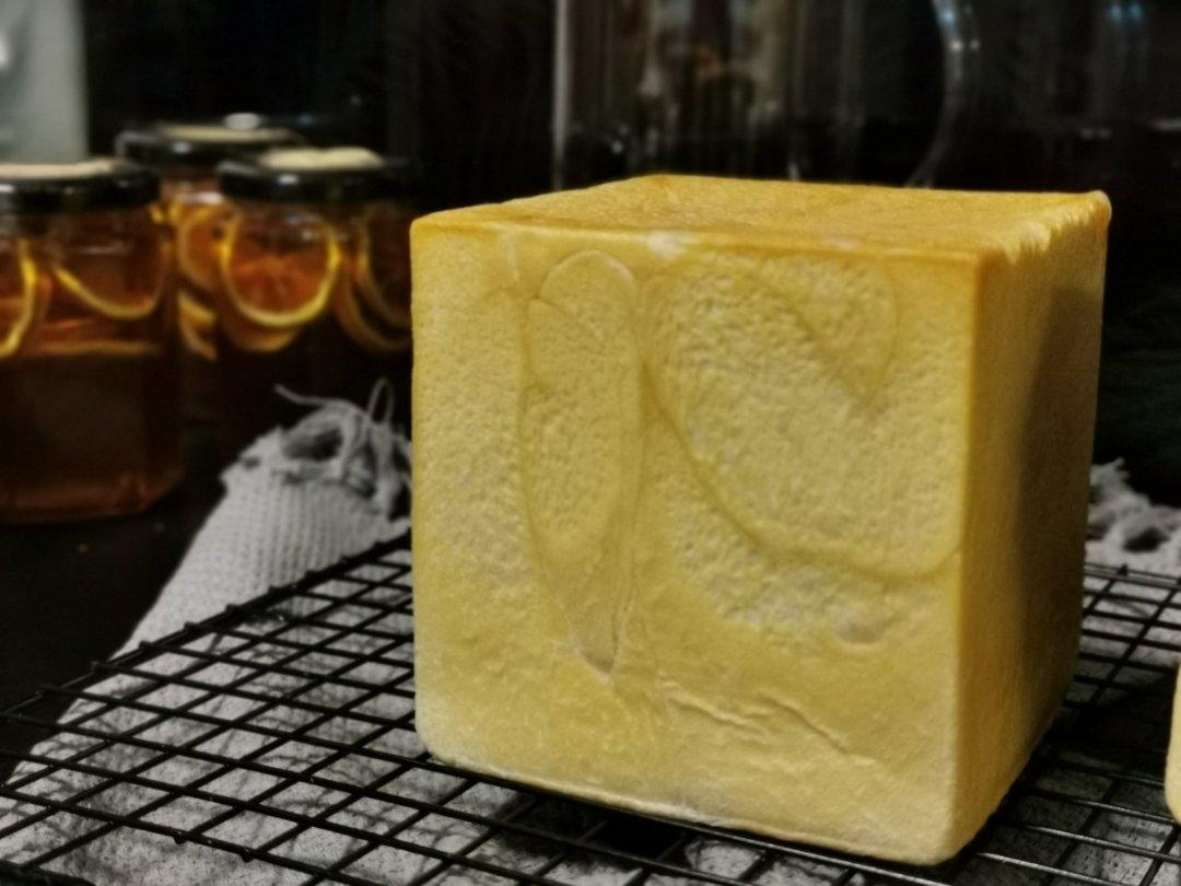 超润的酸奶吐司