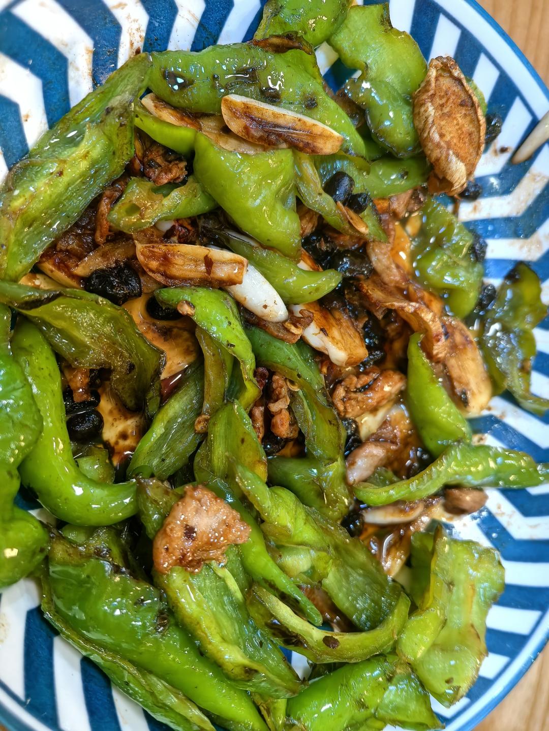 正宗辣椒炒肉