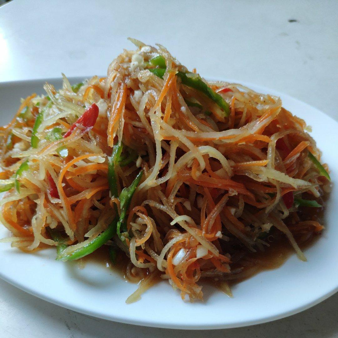 凉拌土豆丝，爽口开胃